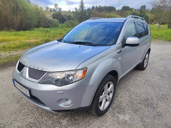Mitsubishi Outlander 2.0 DI-D, 7 miest, 4x4