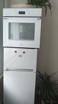 Chladnička s mrazničkou a Elektricka rura na pecenie