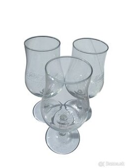 Vysoké poháre JF Martell