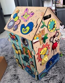 Svietiaci activity board domcek ZOO