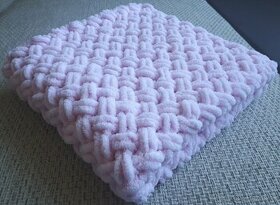 Baby ružová alize puffy deka