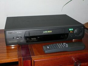 Predám videorekordér Panasonic NV-HD642 - 1