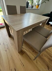 Jedálenský set stôl stoličky