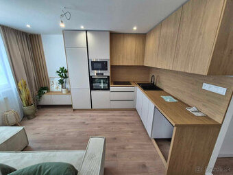 Nanovo prerobený 1 izbový byt na Petzwalovej 48 m2 s paramet