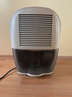 Odvlhčovač delonghi dem 8.5 - 1