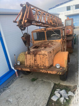 Tatra 111 jeřáb