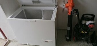Mraznička Whirlpool 219L space max