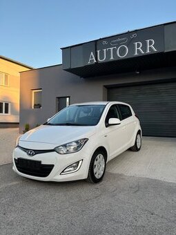Hyundai i20 1.3 Benzin = Navi, r.v 2013, 96623km, Top Stav =