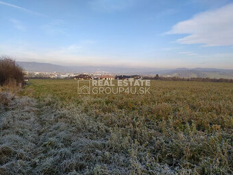 SLNEČNÉ POZEMKY POD RD - BELUŠA - NÁKLIE