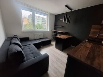 Rezervované 1 izbový byt s parkovacím miestom, NM - 1