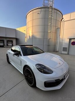 Porsche Panamera 4S Diesel PDK 4x4