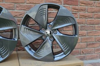 5x112 R18 Hlinikove disky Skoda Octavia 3 / 4
