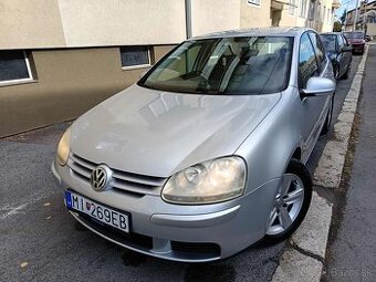 Volkswagen Golf 5 1.6i  75kw - 1