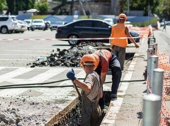 Hľadáme pomocného pracovníka – práce v exterieri