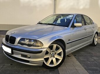 BMW E46 323I SEDAN