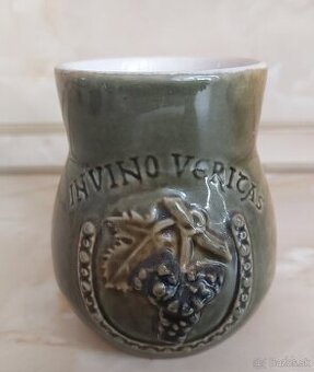 Dva nádherné, starožitné džbány/poháre na víno/pivo