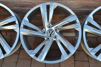 5x112 R19 Original VW Tiguan 2 Rline model Valencia Nove
