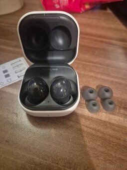 Samsung galaxy buds 2