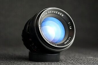 Objektiv Revuenon 55mm f1,4 auto, modré MC M42