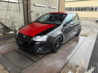 VW Golf GTI - 285 PS
