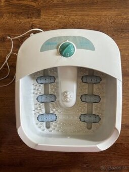 Masazna vanicka na nohy