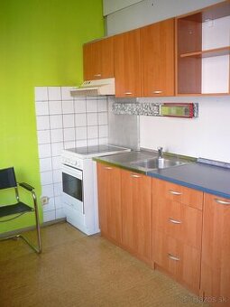 Dám do prenájmu 2-izbový byt s lodžiou na Rúbanisku