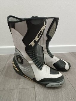 Moto čižmy TCX Performance 2