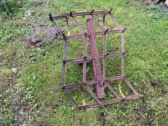 Pluhy na malotraktor