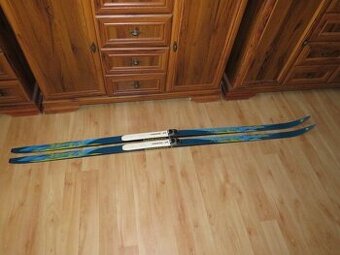 Predam bezky KNEISSL,205 cm,SNS,supiny