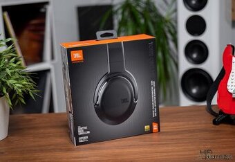 Jbl tour one m2 slúchadla