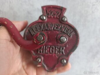 Zachovalý mlýnek zřejmě na fazolové lusky ALEXANDERWERK