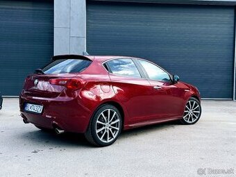 Giulietta Rosso Maranello / automat, 170 koní / STK 2028