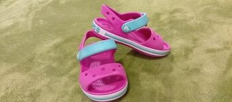 Dievčenské sandálky v.20, krpce v.20 a šľapky