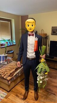 Pansky tmavomodry oblek značky Ozeta