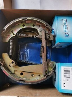 Predám sadu bŕzd na škoda Felícia