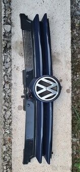 Predam prednu mriezku ,VW Golf 4,kombi, LB5N