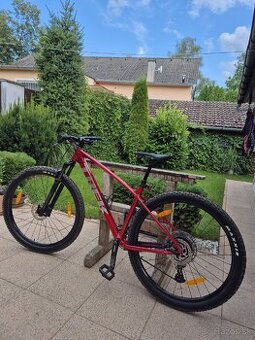 Trek MARLIN 8
