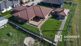 Na predaj luxusný rodinný dom vo Veľkom Slavkove – Panoráma