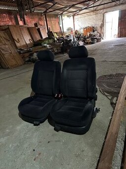 Sedačky passat b5.5 vyhrievané