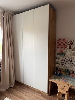 🤍 Moderná 3-dverová šatníková skriňa