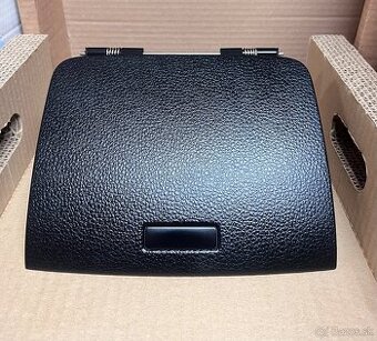 VW Touareg 7P kastlik 7P6857922