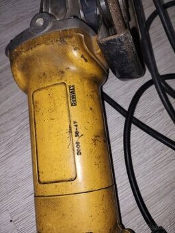 Dewalt