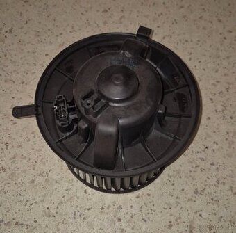 Predám ventilátor kúrenia Octavia II