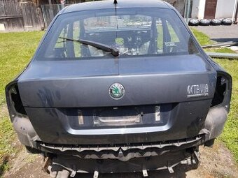 piate dvere, naraznik, dvere, skoda octavia 2