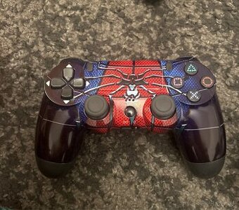 Neoriginálny ps4 ovládač-spiderman dizajn