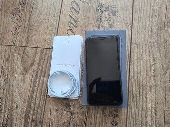 Apple iPhone 8 / 64 GB Space Gray