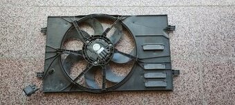 5Q0121203DS ventilátor chladiča s drziakom 5Q0959455BE