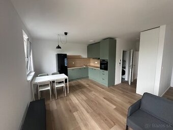 Prenájom 1,5 izbového moderného bytu v komplexe Le Fan