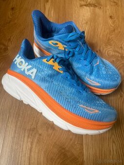 Hoka bežecké Clifton9 41 1/3
