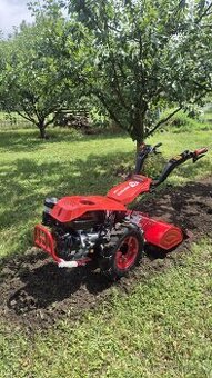 Dvojkolesový jednoosí malotraktor JANSEN MGT-600E